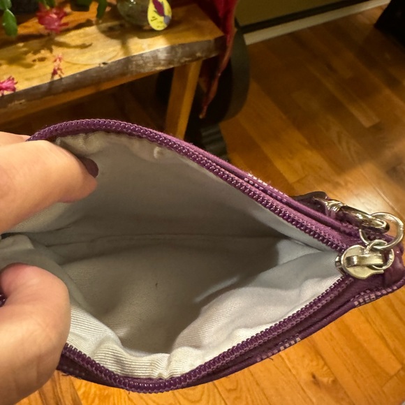 Wristlet COACH PURPLE! 💜 - Picture 7 of 9